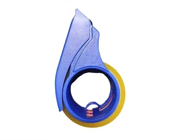 ручной пистолет с лентой 